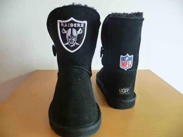 UGG WOMEN NFL Oakland Raiders 2