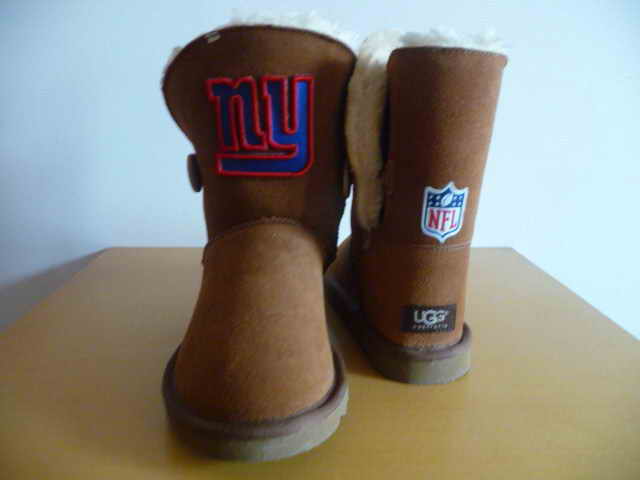 UGG WOMEN NFL New York Giants 2